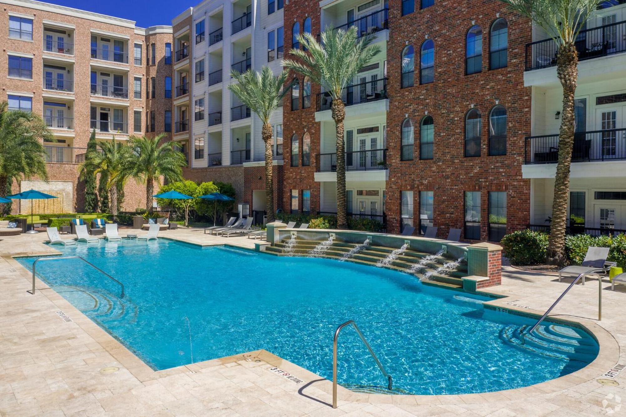Eluxe At San Felipe Apartment